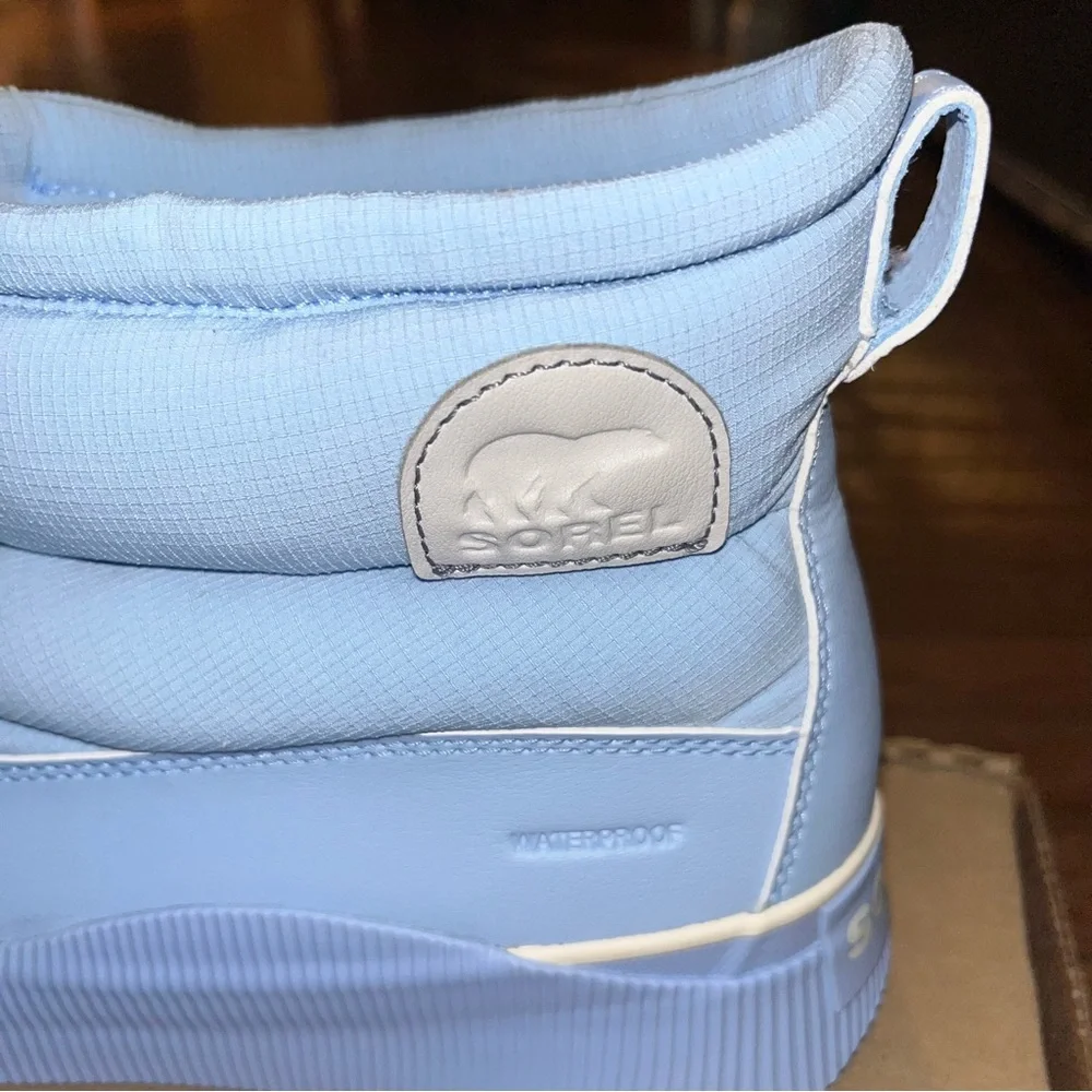 Sorel Out N About IV Puffy Lace Up Waterproof Boot Arctic Sea Blue Women’s 9